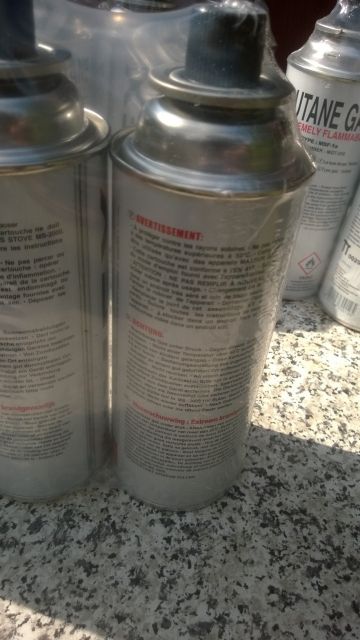 12 Gaskatuschen Butan aus 2015 verpackt - Camping Zubehoer - Ludwiglust