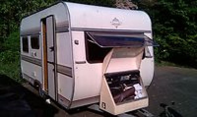 Verkaufe ein Hobby De Luxe 520 - Wohnwagen Vorzelt - Itzehoe